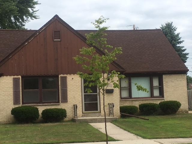 820 Coronada Dr, Racine, WI 53402