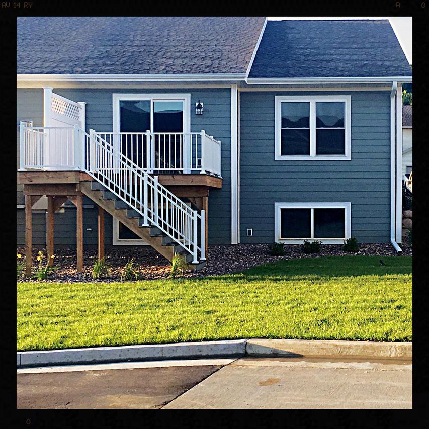 475 Coronado Cir, Onalaska, WI 54650