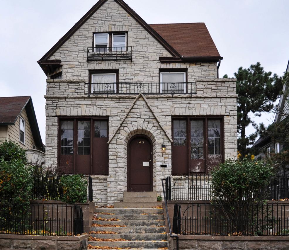 743 S 24th St, Milwaukee, WI 53204