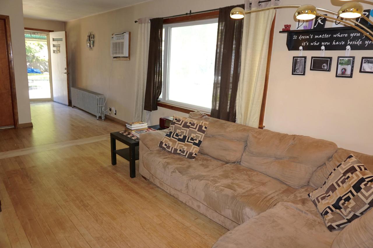 1453 E Seeley St, Milwaukee, WI 53207