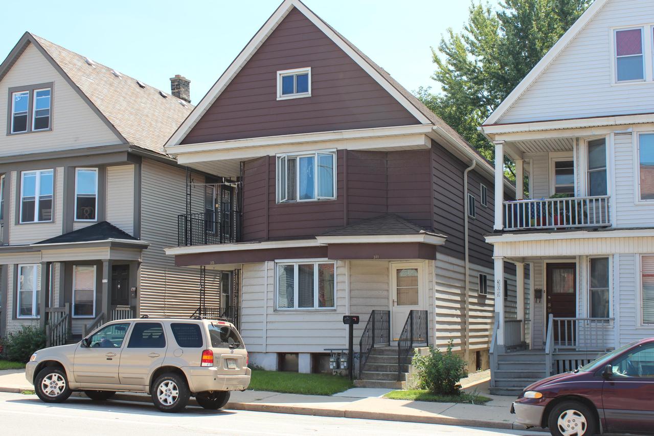 311 E Lincoln Ave #313, Milwaukee, WI 53207