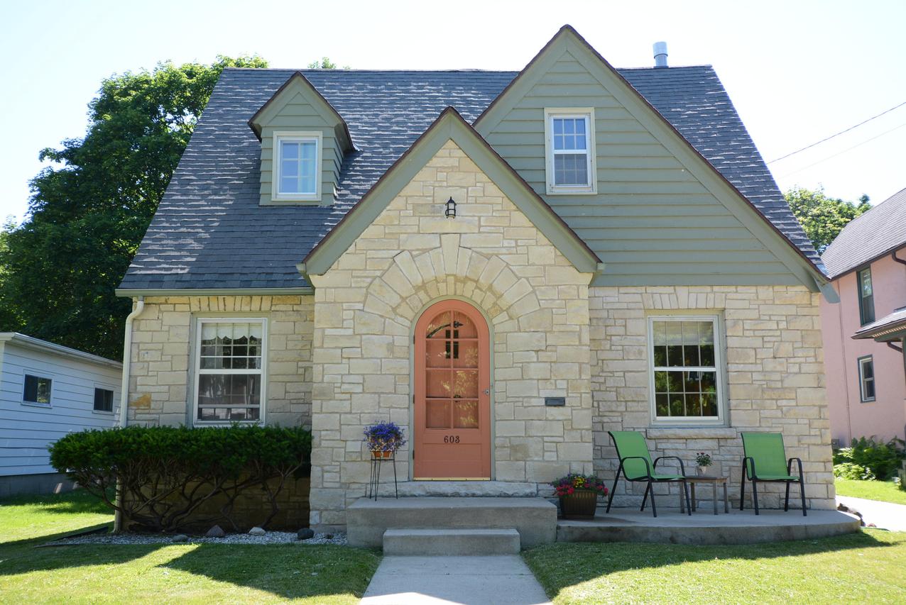 603 Lake St., Waukesha, WI 53186