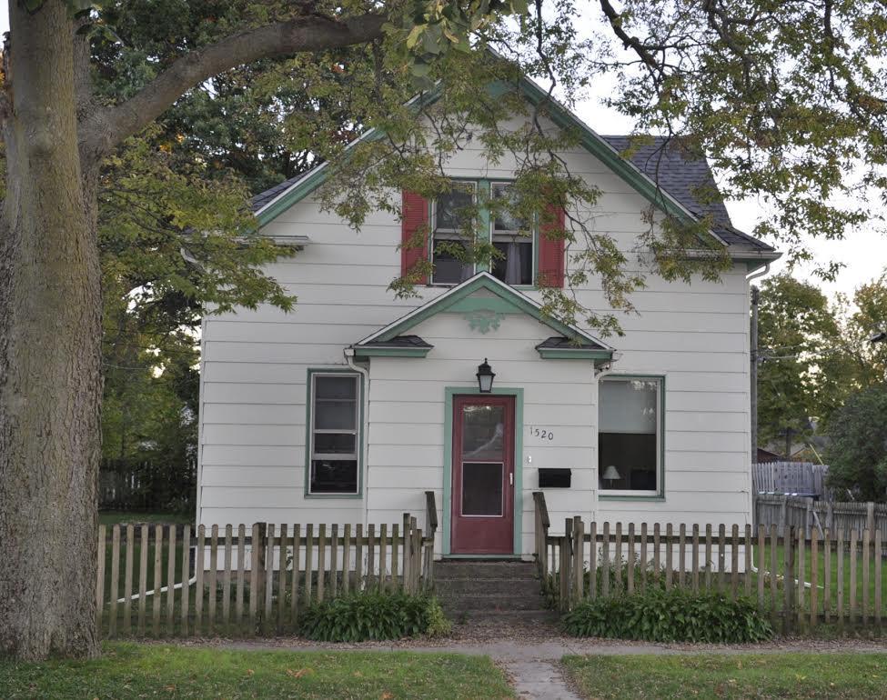 1520 Park Ave, La Crosse, WI 54601
