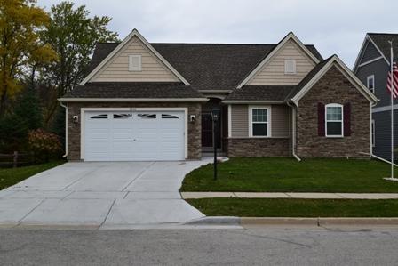 3200 E Koenig Ave, Saint Francis, WI 53235