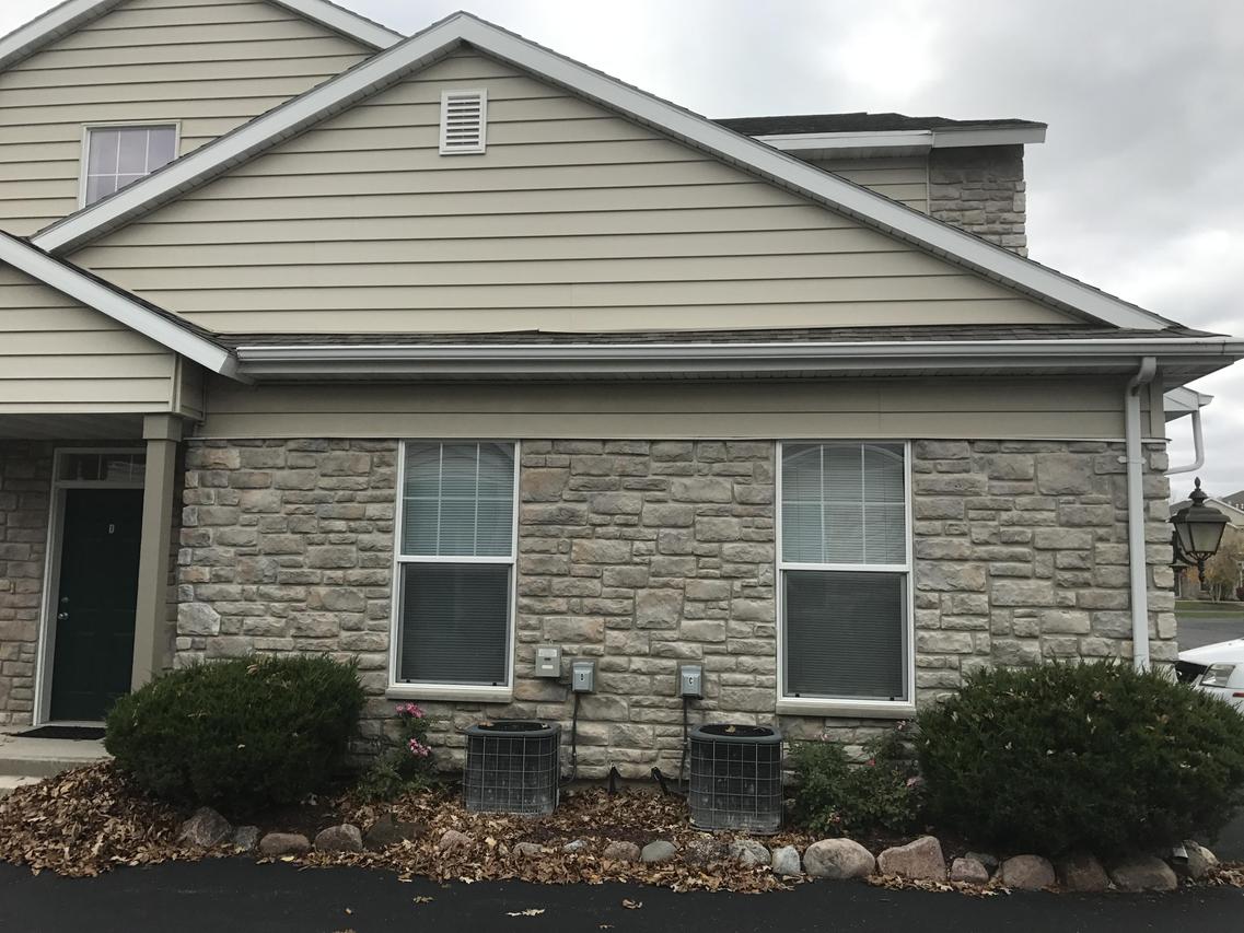 N16W26521 Meadowgrass Cir #C, Pewaukee, WI 53072