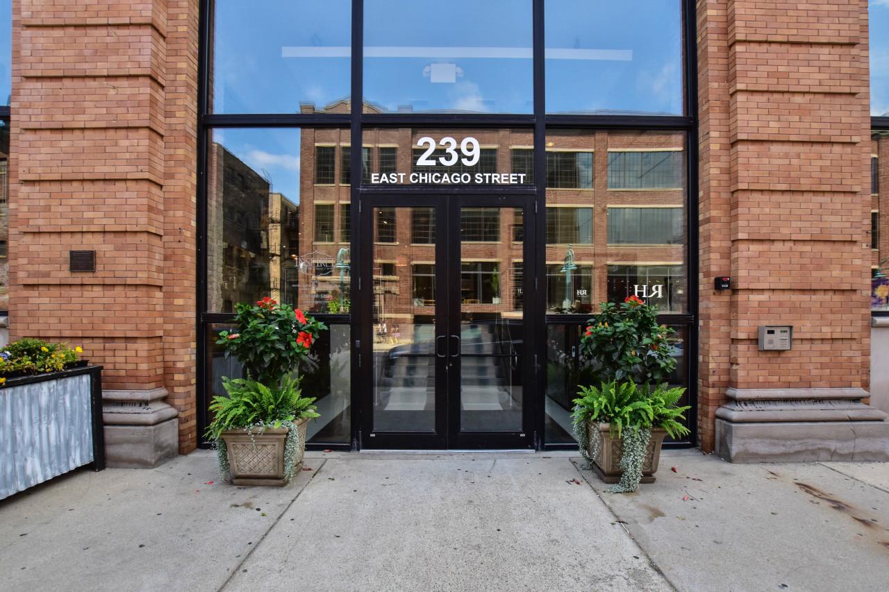 239 E Chicago St #401, Milwaukee, WI 53202