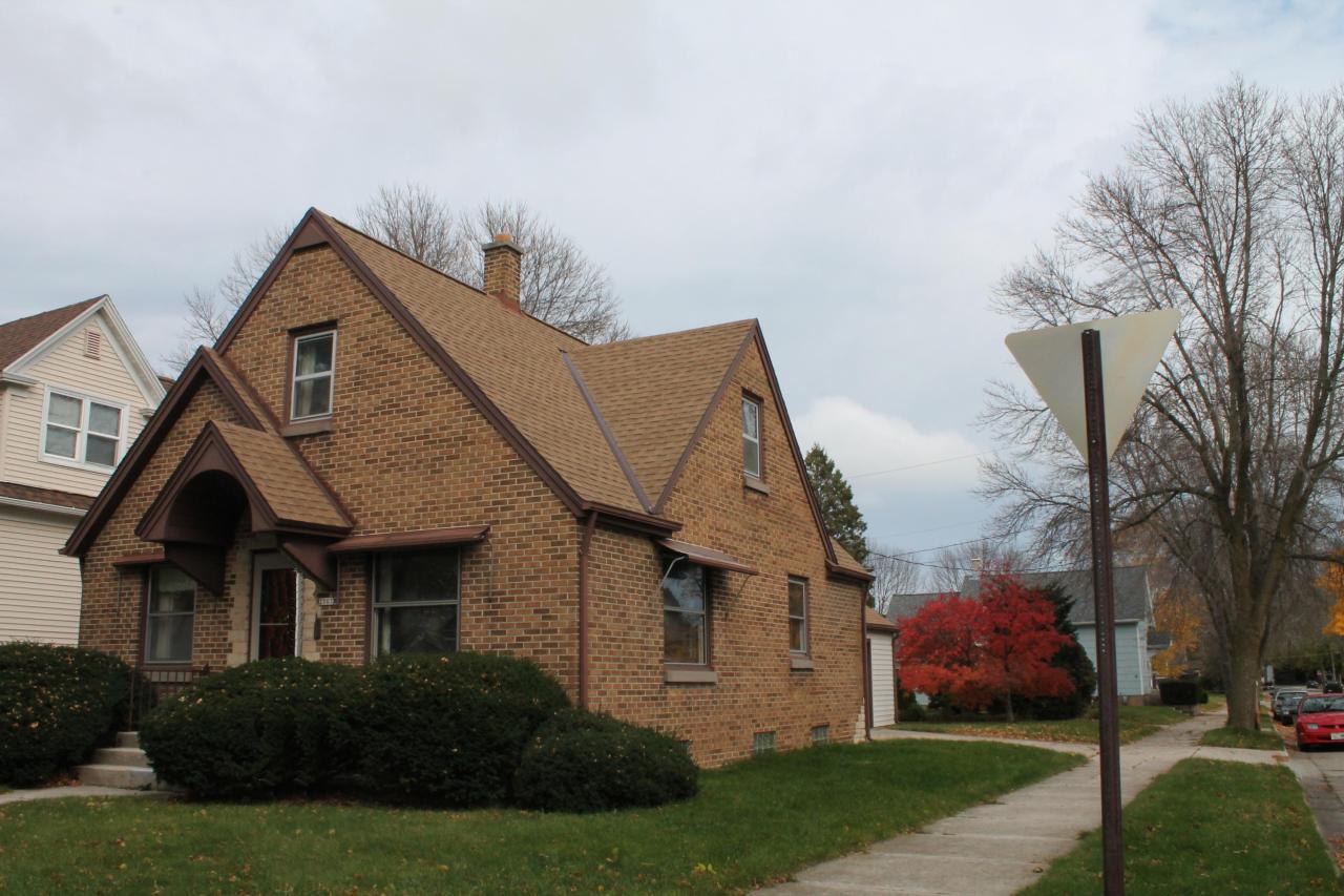 2503 N 12th St, Sheboygan, WI 53083