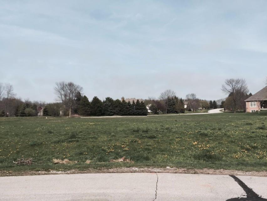 6502 Fieldstone Ct., Caledonia, WI 53402