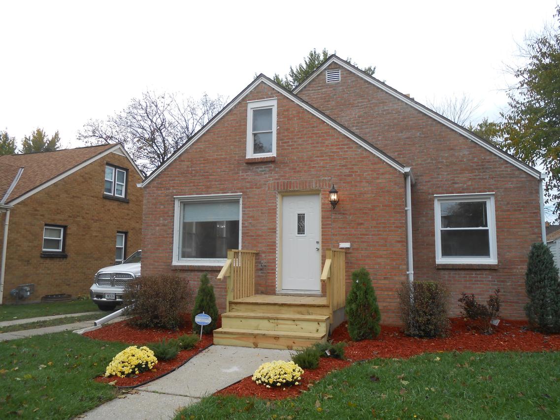 4565 N 42nd St, Milwaukee, WI 53209