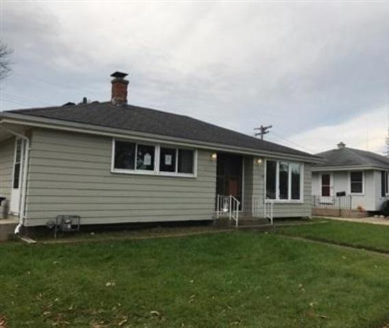 1449 Harmony Dr, Racine, WI 53402