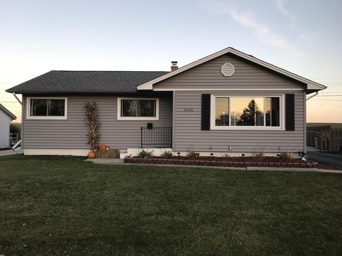 5244 N 103rd St, Milwaukee, WI 53225