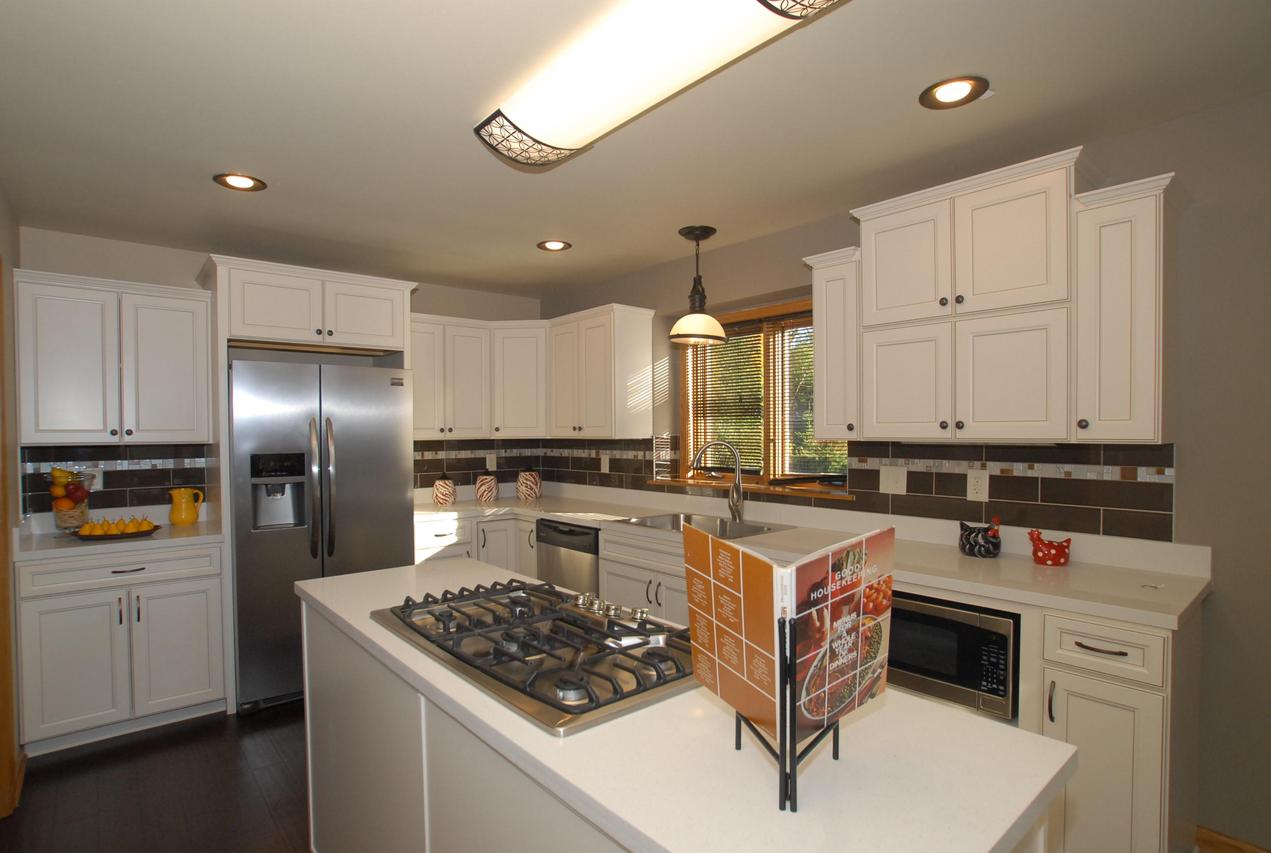 4913 Saint Regis Dr, Mount Pleasant, WI 53403