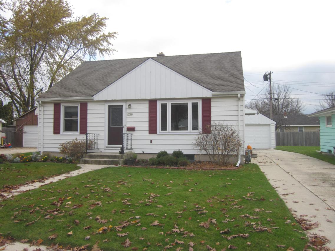 2721 S 12th St., Sheboygan, WI 53081