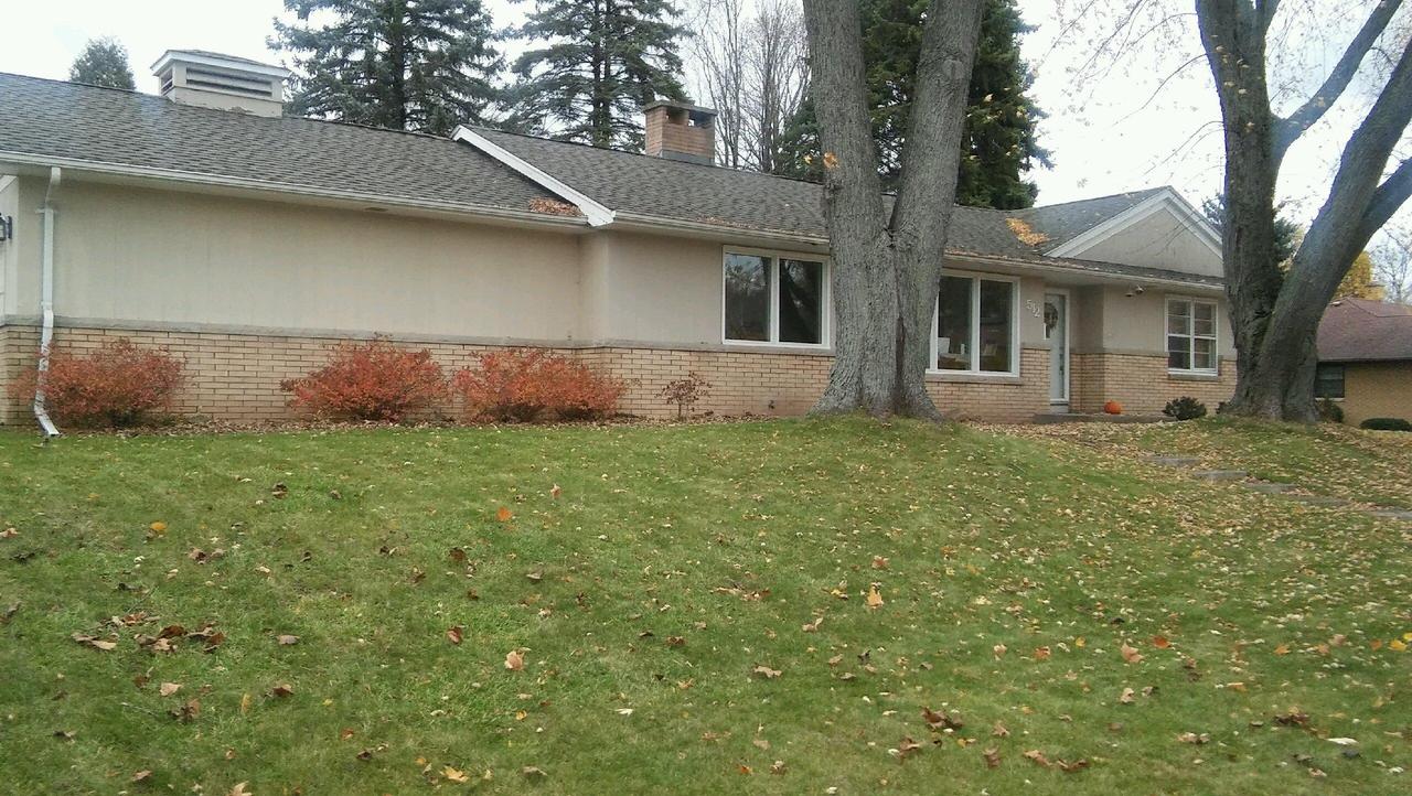 512 Waldo Blvd., Manitowoc, WI 54220