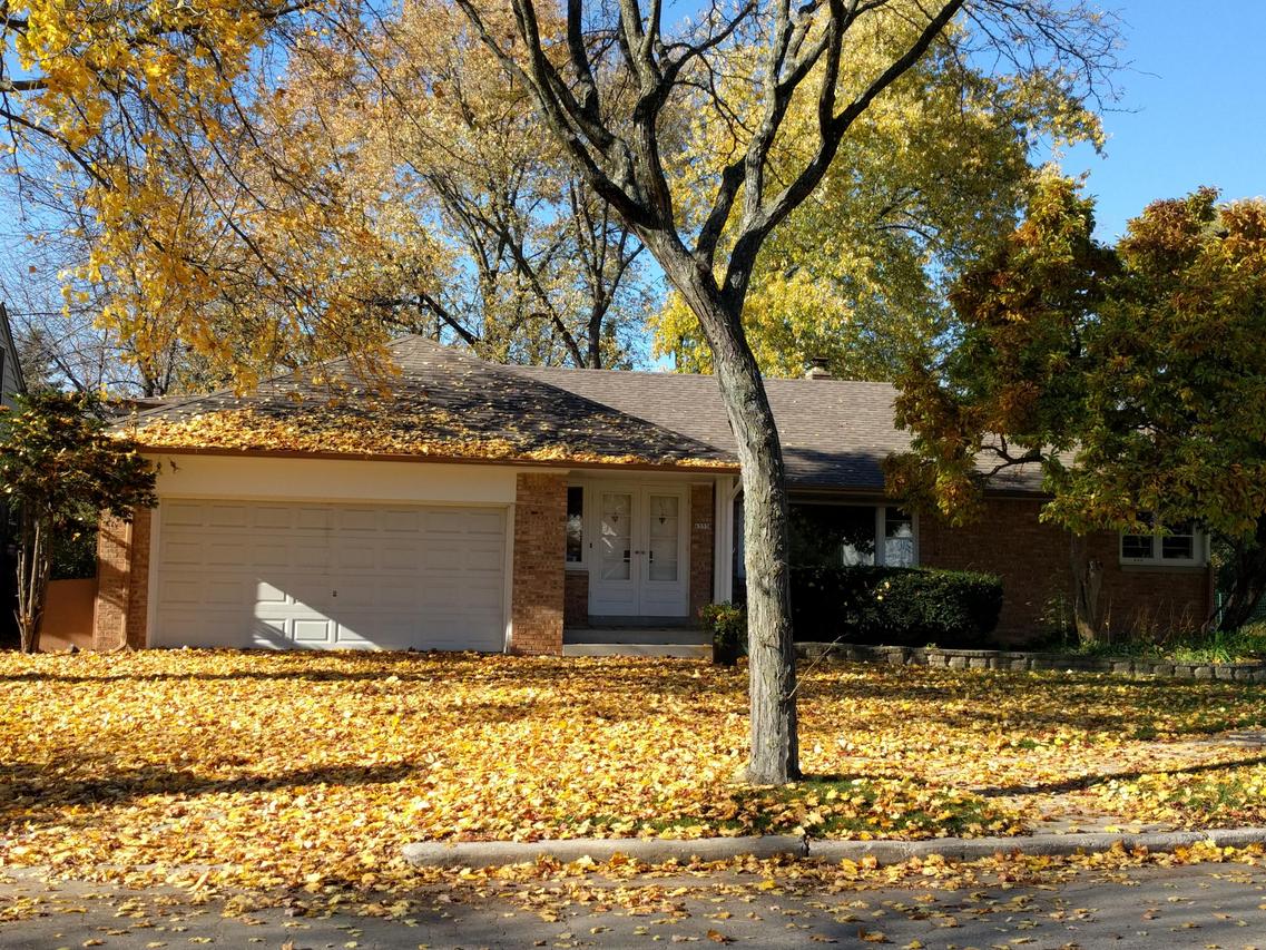 6355 N Bay Ridge, Whitefish Bay, WI 53217