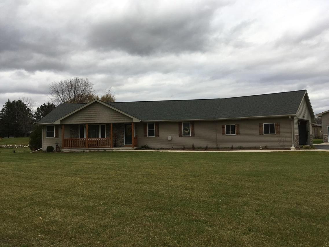 8417 Decker Rd., Whitelaw, WI 54247