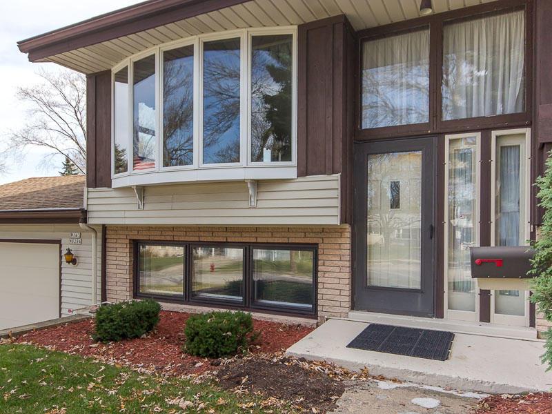 W143N8284 Oxford St, Menomonee Falls, WI 53051