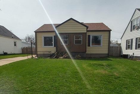 3611 59th St, Kenosha, WI 53144