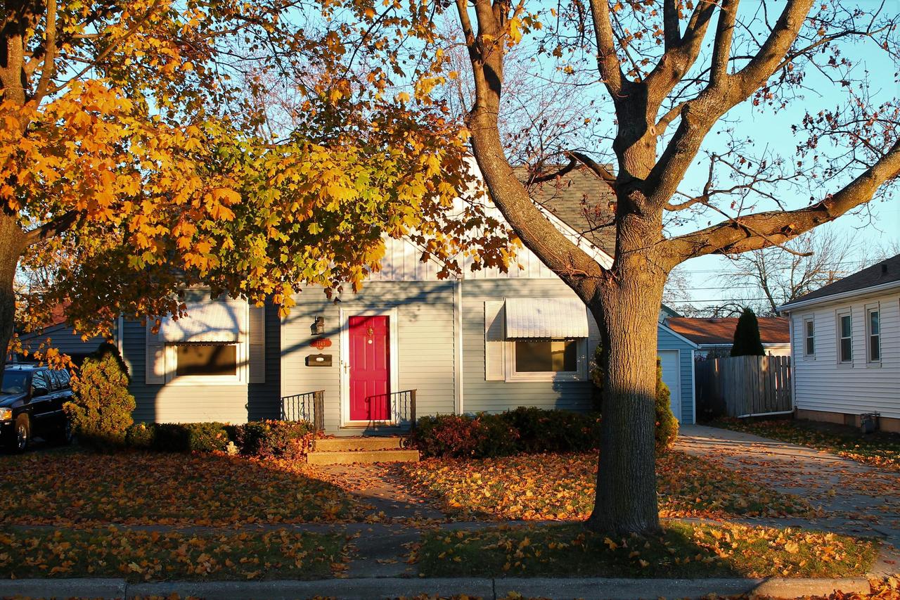 7743 35th Ave, Kenosha, WI 53142
