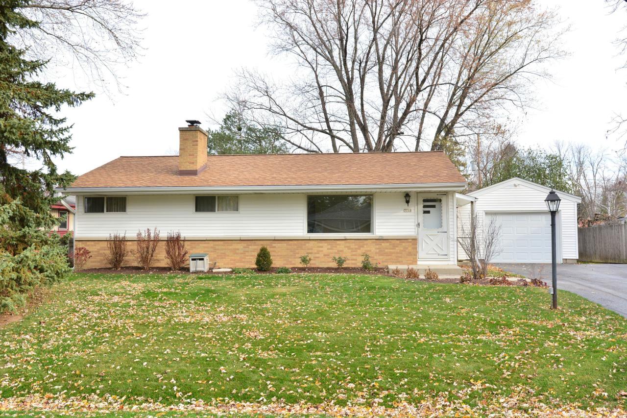 7710 N Delta Pl, Milwaukee, WI 53223