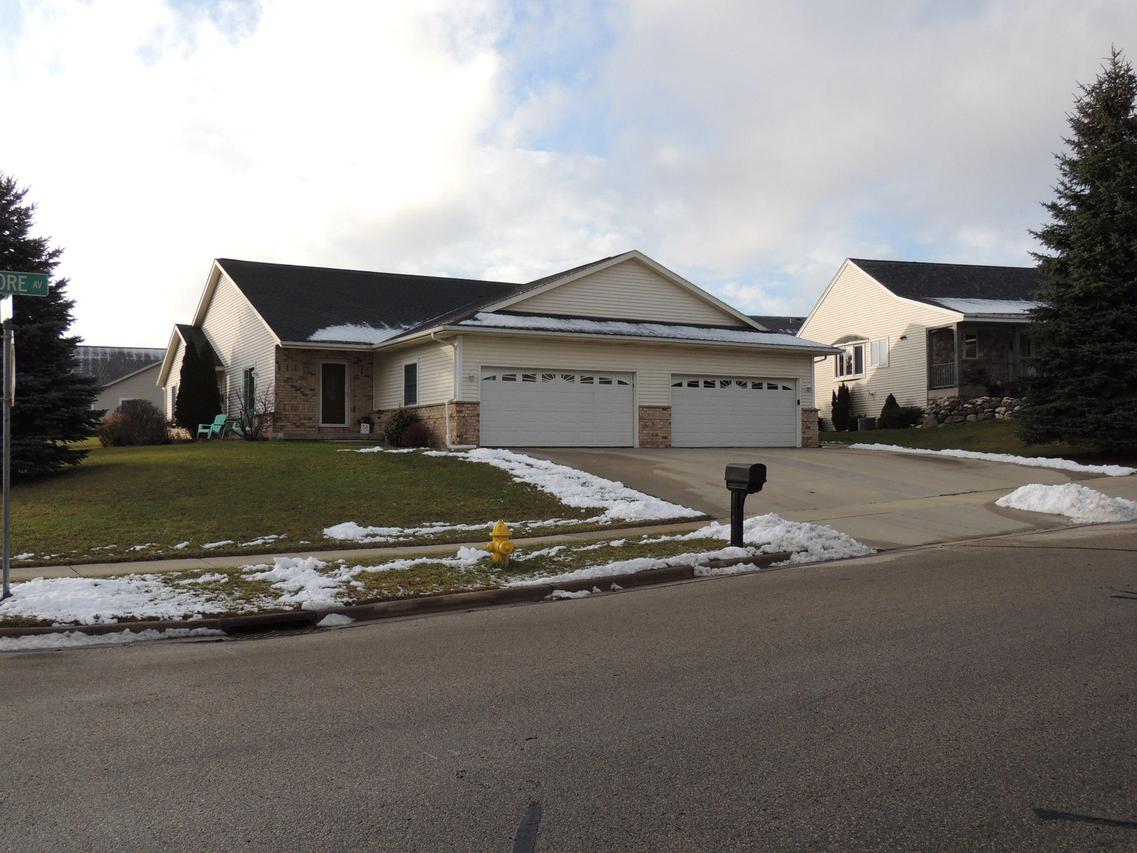 1020 Moore Ave. #1022, West Bend, WI 53090