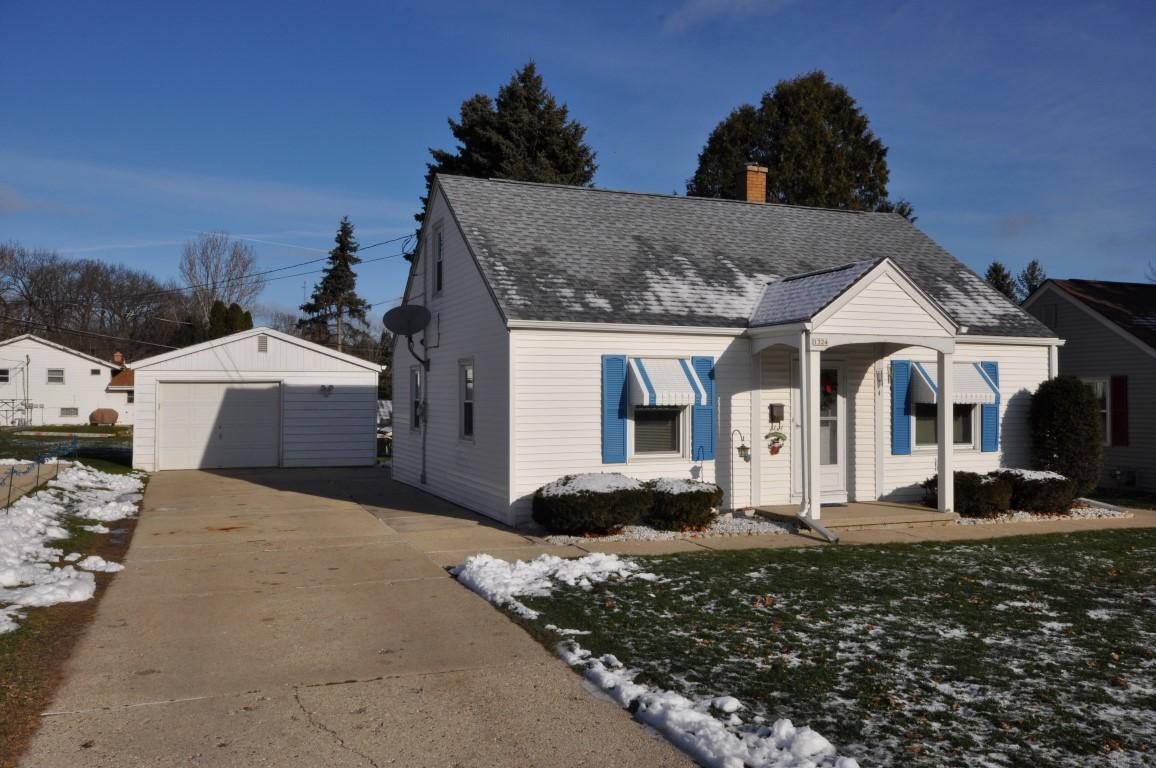 1324 Park Ave, West Bend, WI 53090