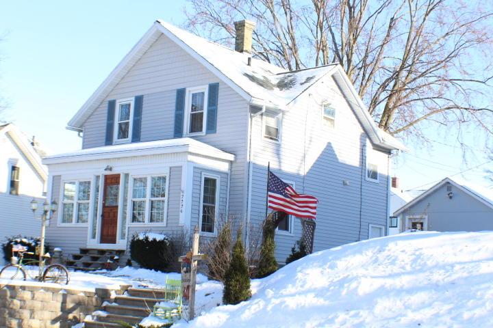 2226 Jackson, New Holstein, WI 53061
