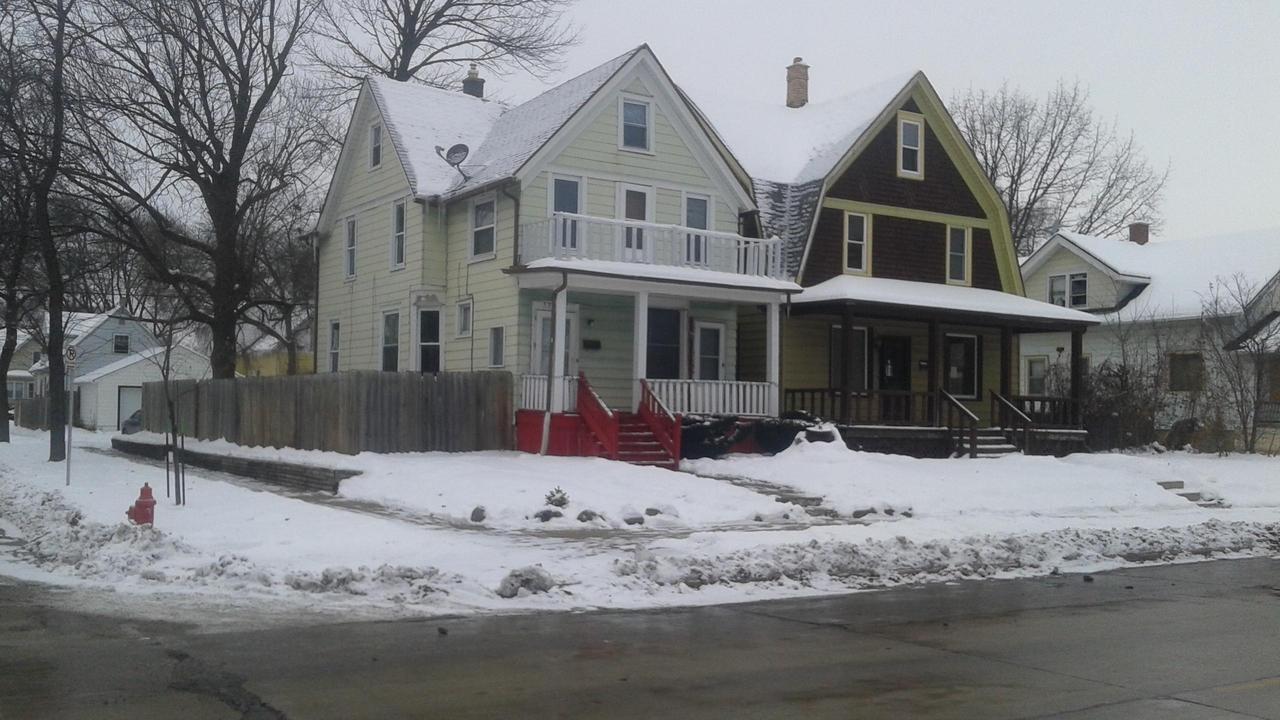 5301 N 37th St, Milwaukee, WI 53209