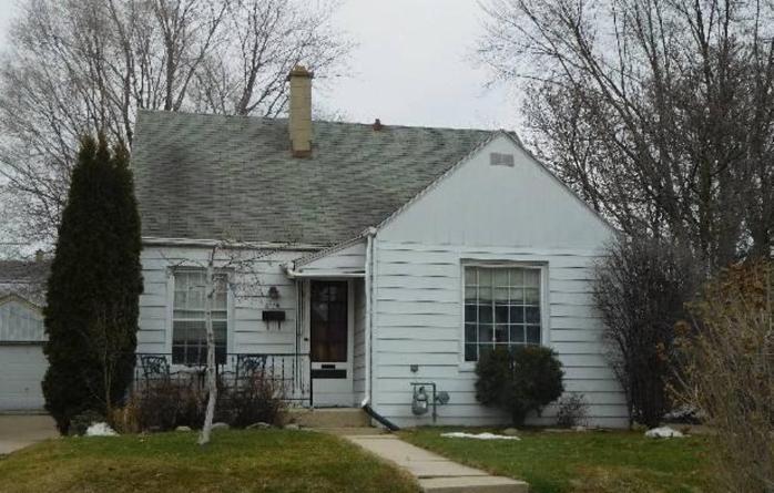 2560 S 77th St, Milwaukee, WI 53219