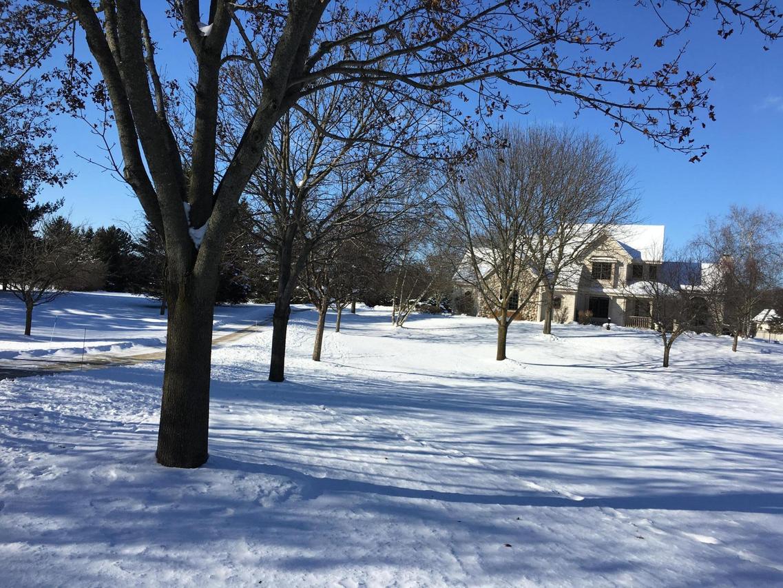 6625 Shawmoors Dr, Chenequa, WI 53029