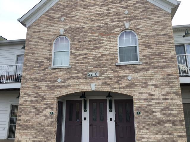 2718 Northview Rd #15, Waukesha, WI 53188