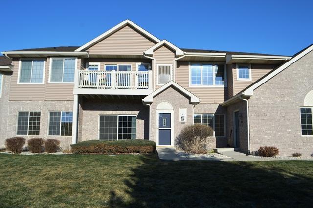 7009 53rd St #103, Kenosha, WI 53144