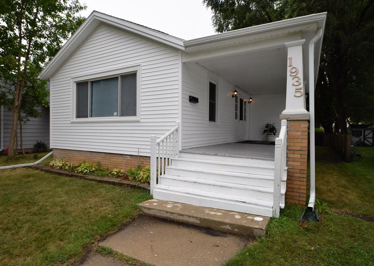 1935 West Bvd, Racine, WI 53403