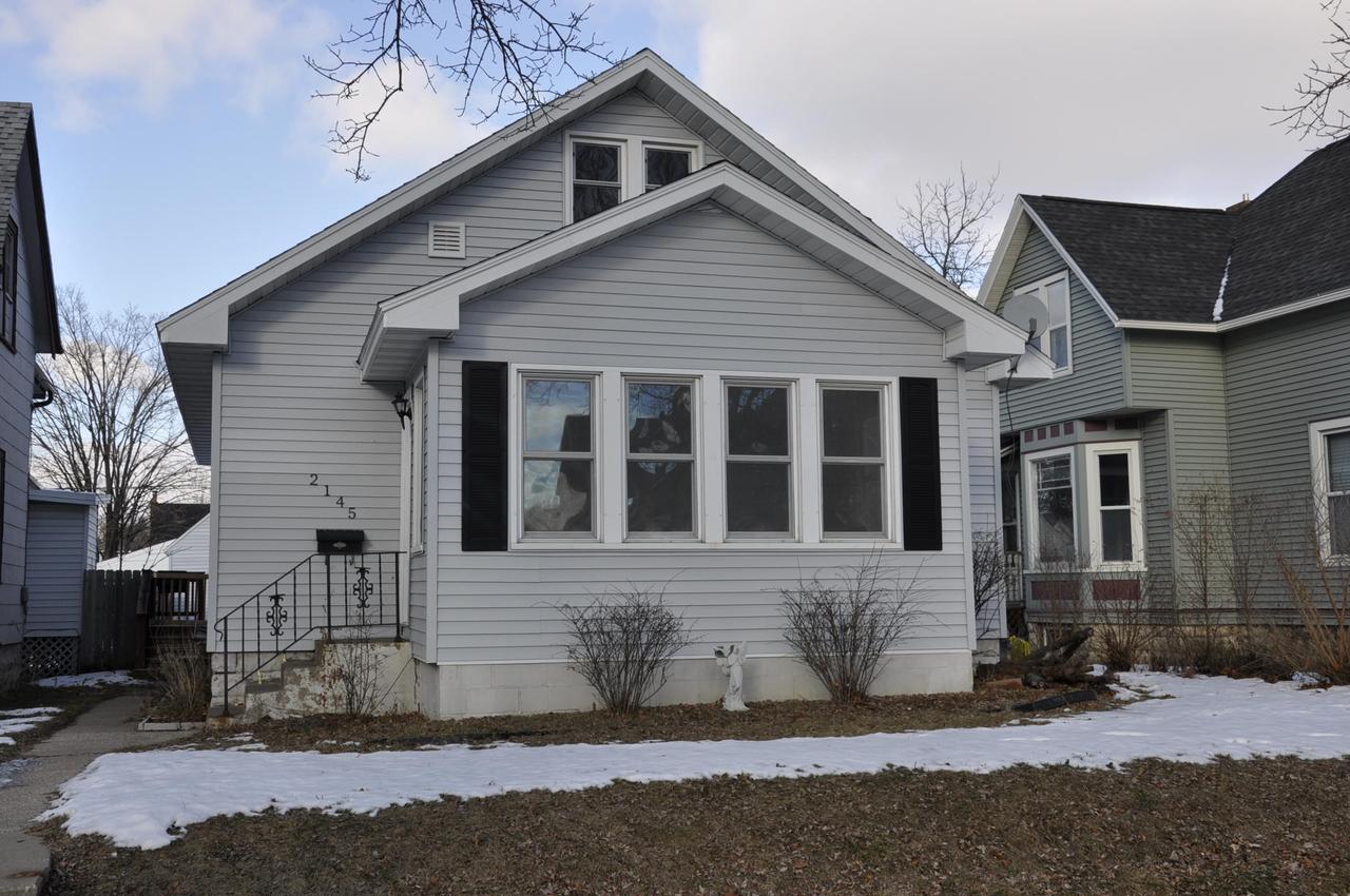 2145 Market St, La Crosse, WI 54601