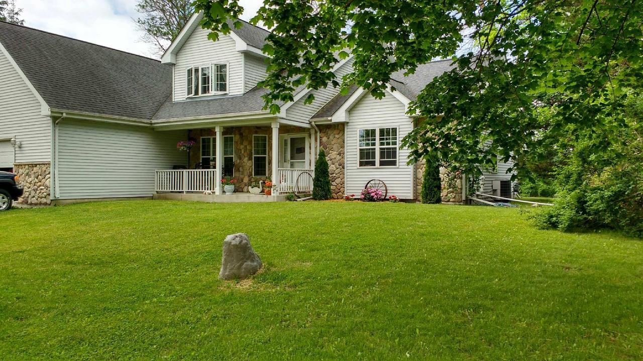 14805 2 Mile Rd, Yorkville, WI 53126