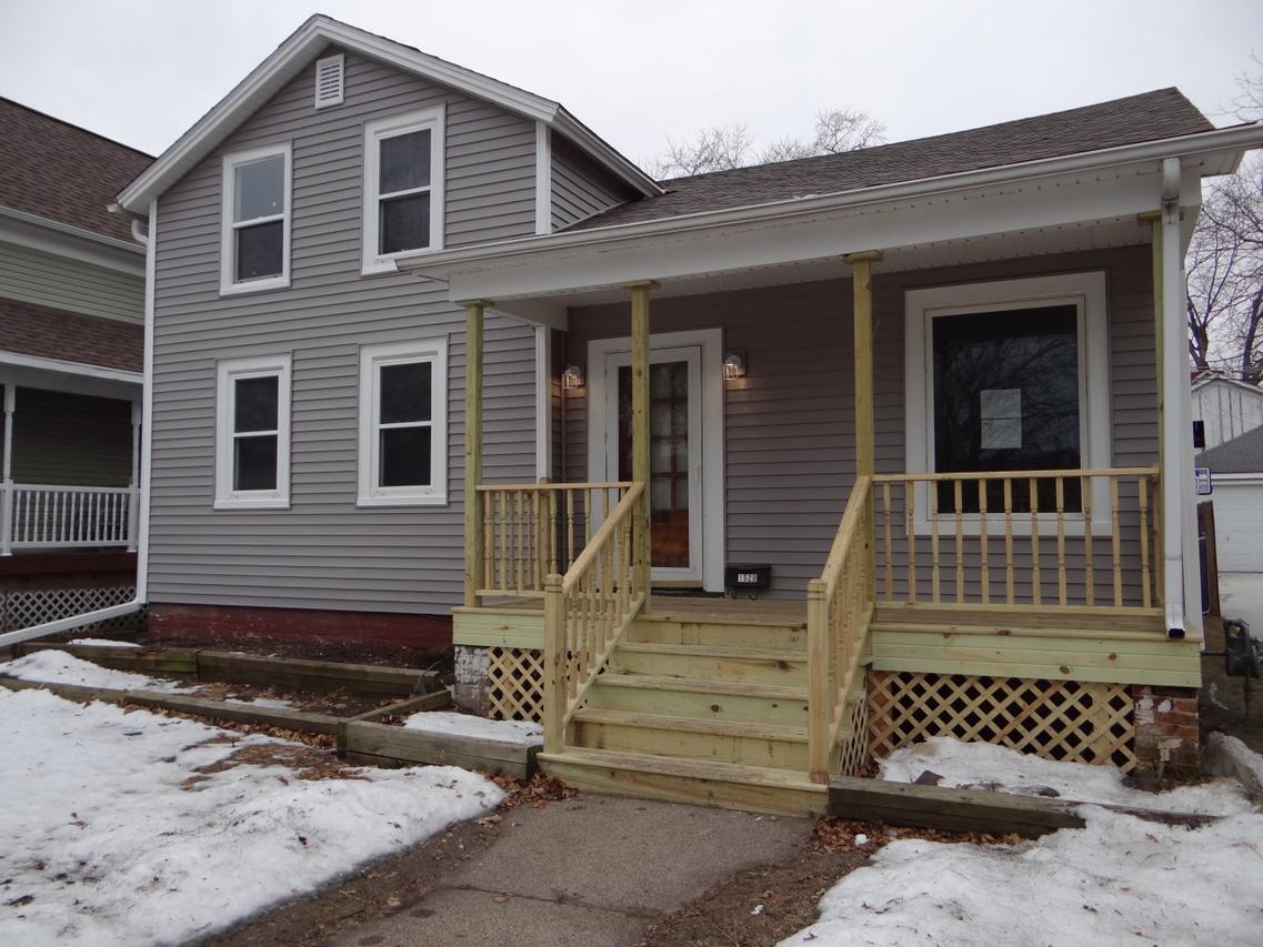 1520 S Wisconsin Ave., Racine, WI 53403