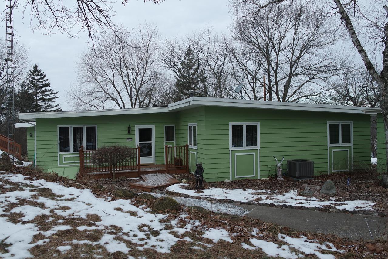 W7683 Shereda Rd, Whitewater, WI 53190