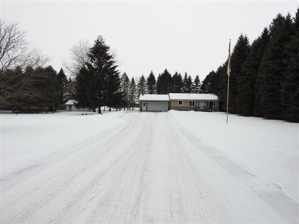 4366 N Valley View, Newton, WI 53063