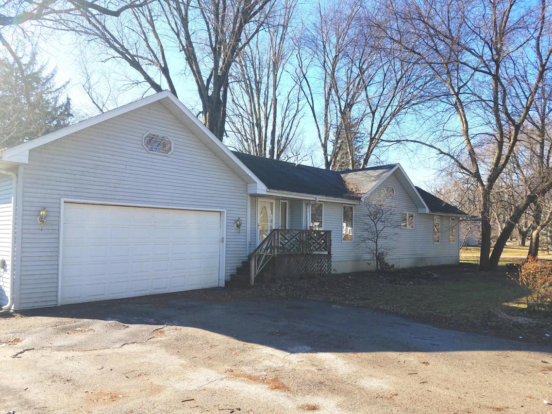 33421 76th St, Wheatland, WI 53105