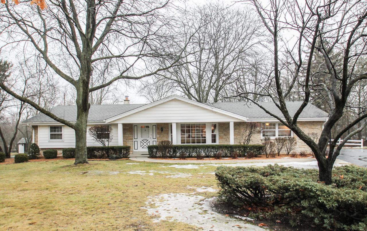 4580 Meadow View, Brookfield, WI 53005