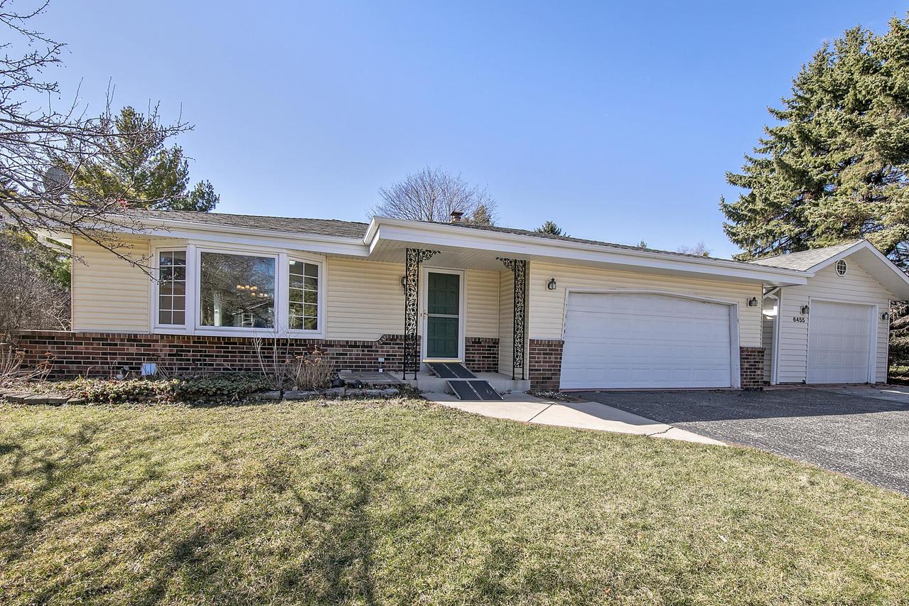 6455 N Pine Shore Dr., Glendale, WI 53209