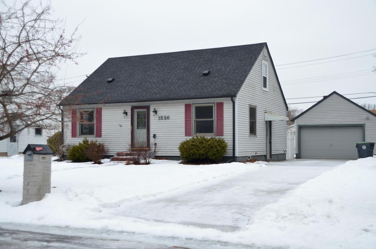 1526 S 29th St., La Crosse, WI 54601