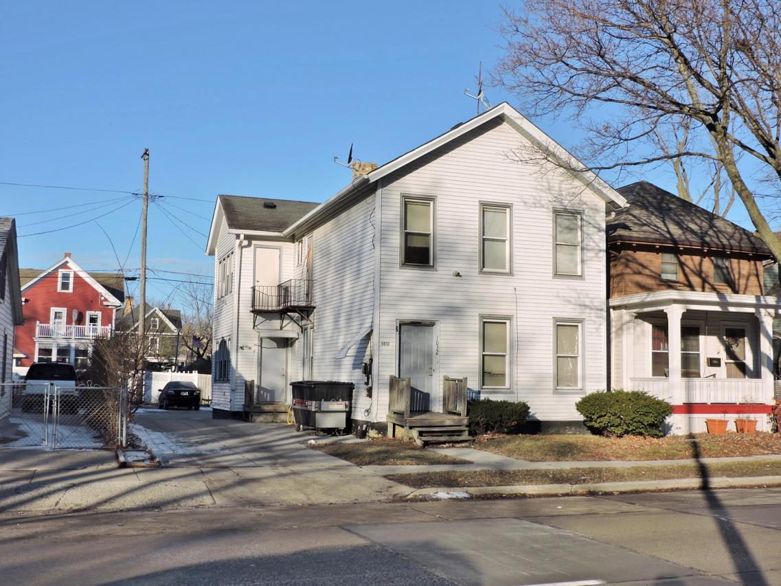 1032 Wisconsin Ave, Racine, WI 53403