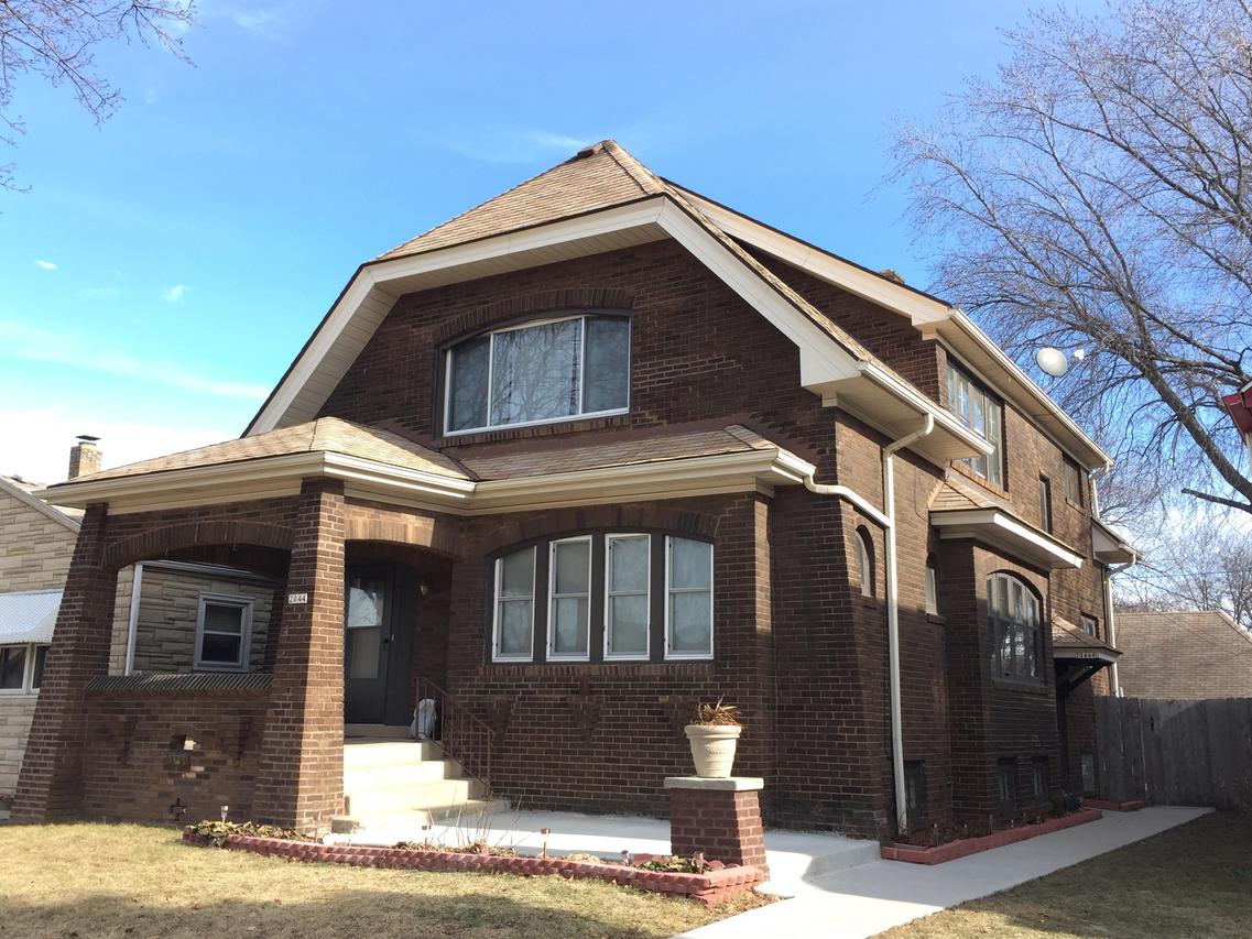 2044 S 37th St, Milwaukee, WI 53215