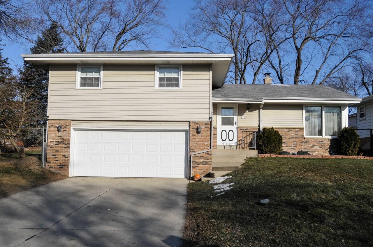 1120 Park Ave., South Milwaukee, WI 53172