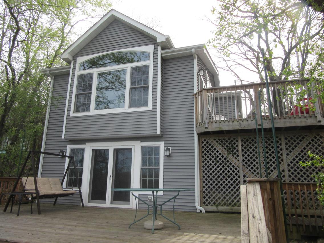 N7721 Ridge Rd, Whitewater, WI 53190