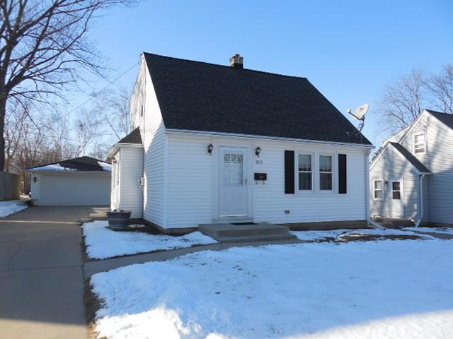 2915 S Orleans Ave, West Allis, WI 53227