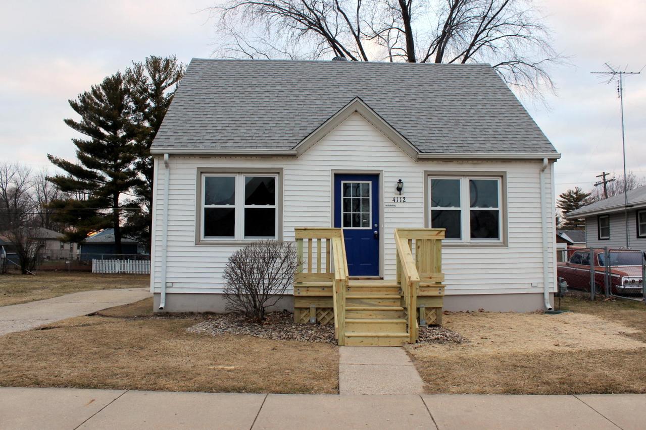 4112 30th Ave, Kenosha, WI 53144