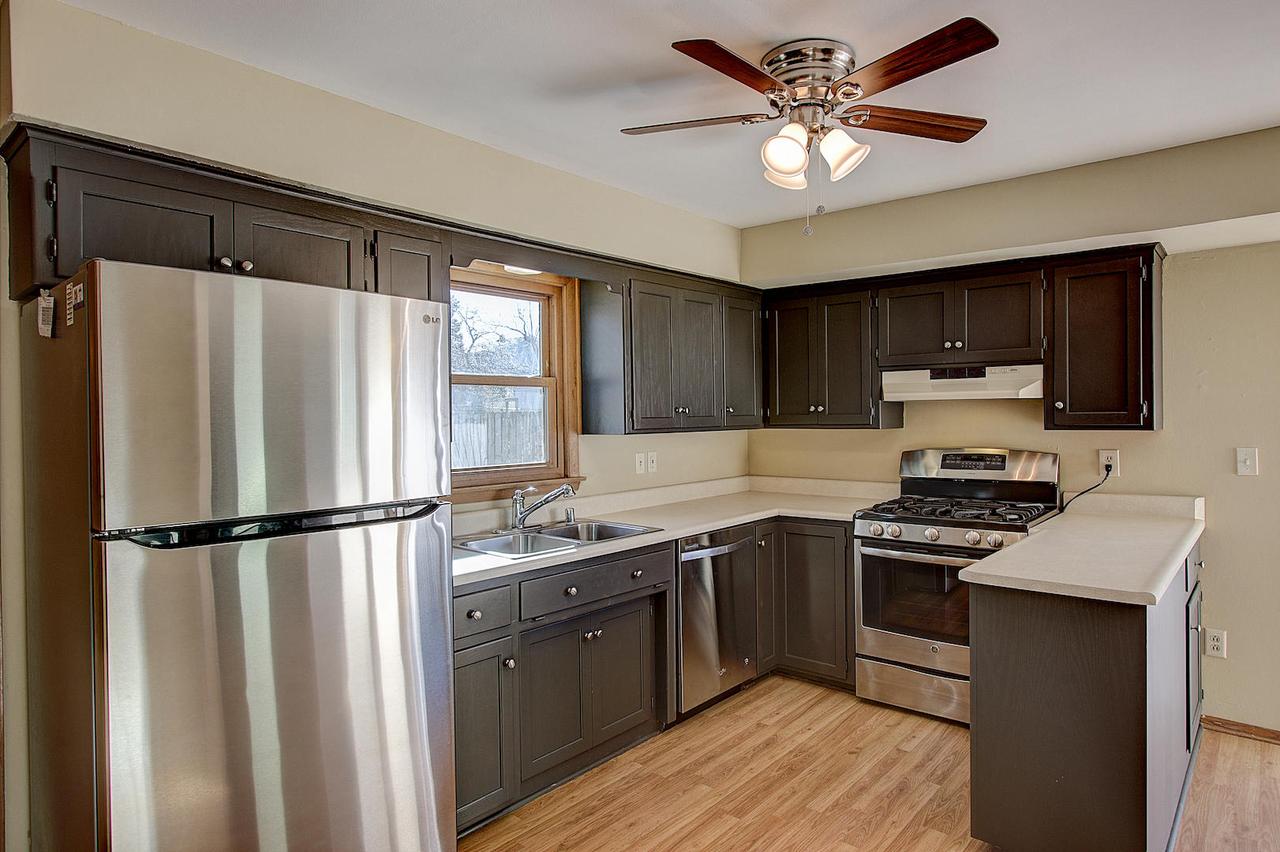 2038 Butler Dr, Waukesha, WI 53186