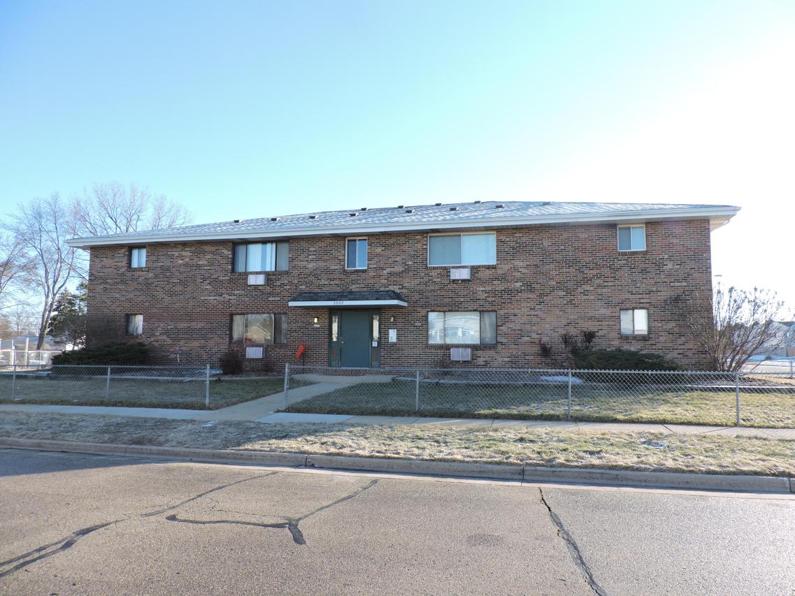 3509 93rd St #3513, Sturtevant, WI 53177